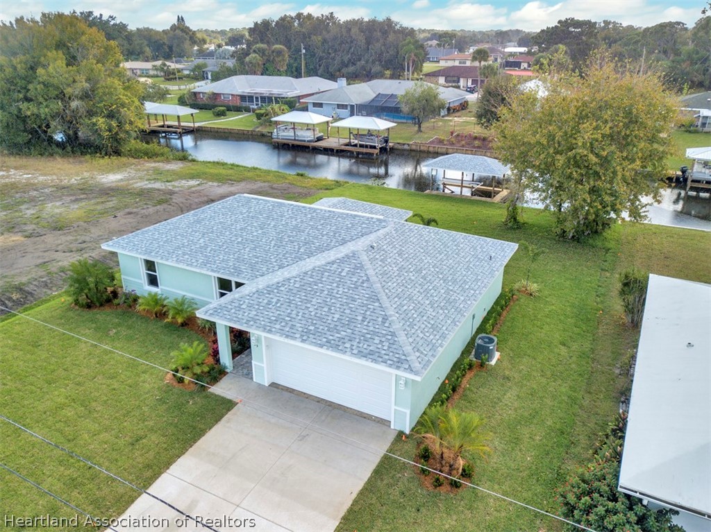 129 Loquat Road Northeast Lake Placid, FL 33852 - Photo 9 of 35 Gallery Image 9