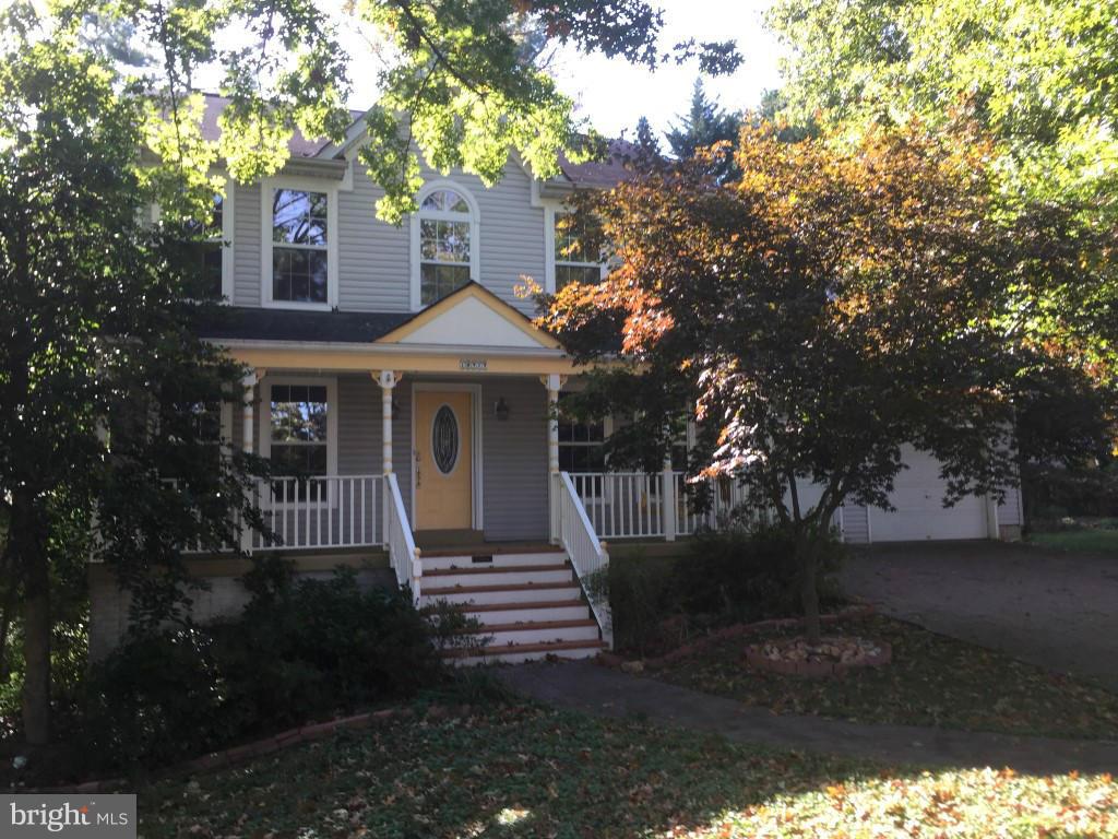 10929 Park Road Fairfax, VA 22030 - Photo 1 of 12 Exterior (Front)