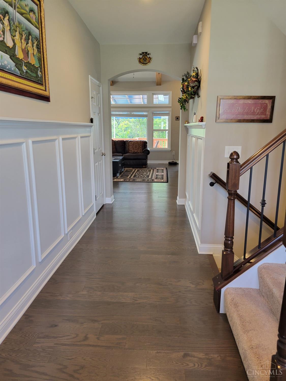 201 Decatur Lane Loveland, OH 45140 - Photo 2 of 30 Gallery Image 2