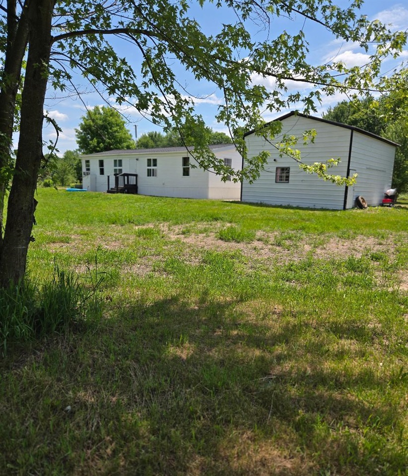 475 Tyler Road Wayland, MI 49348 - Photo 11 of 40