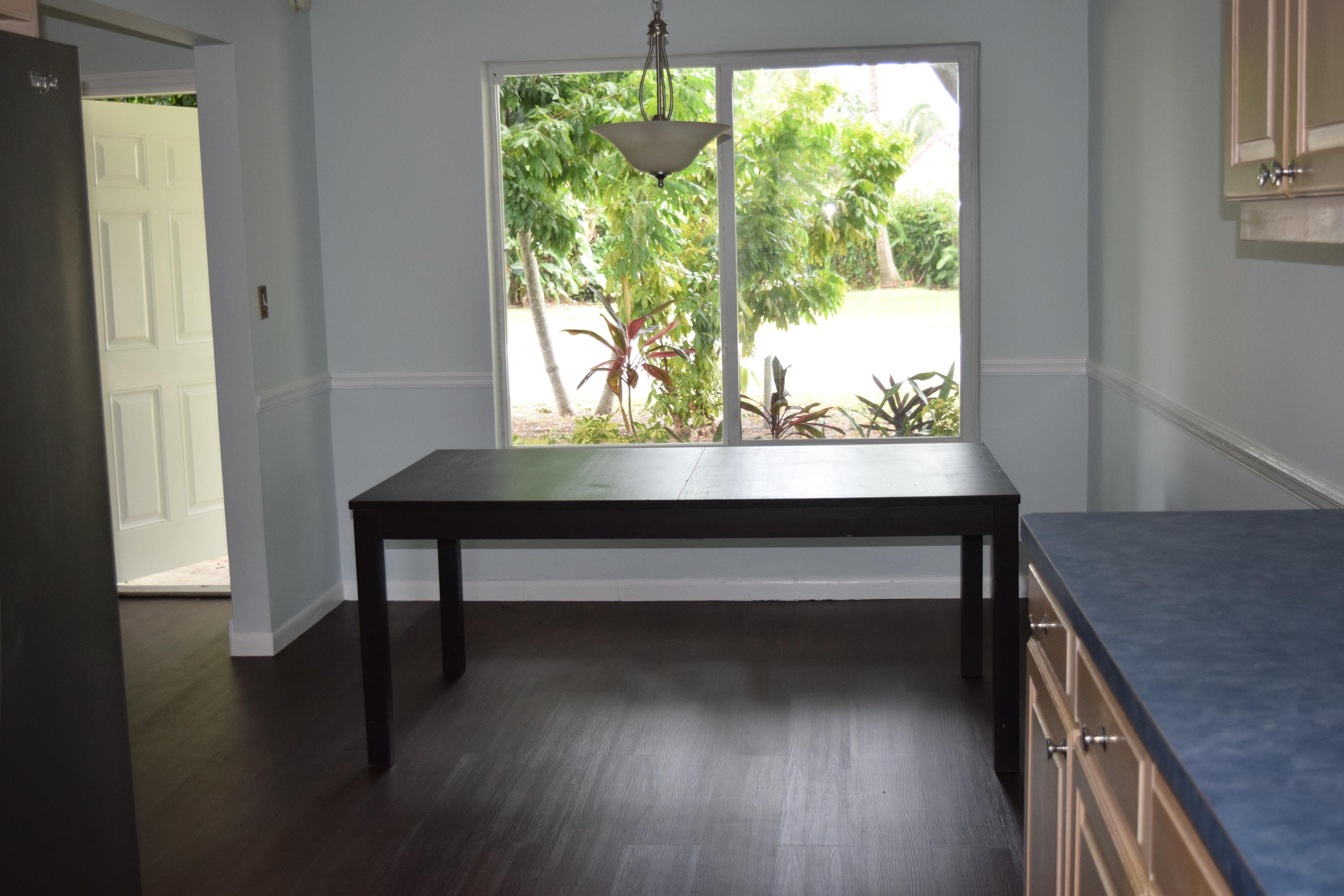 401 Northeast 36th Street Boca Raton, FL 33431 - Photo 4 of 18 BREAKFAST ROOM