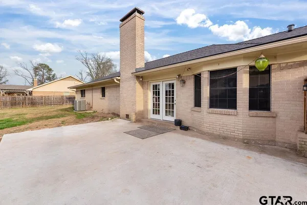 $2,850 | 811 Trenton Drive, Tyler, TX 75703