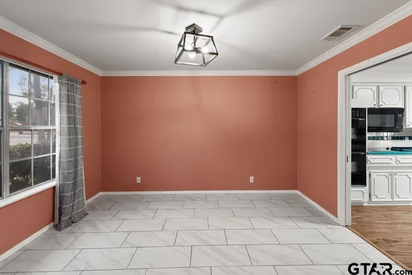 $2,850 | 811 Trenton Drive, Tyler, TX 75703