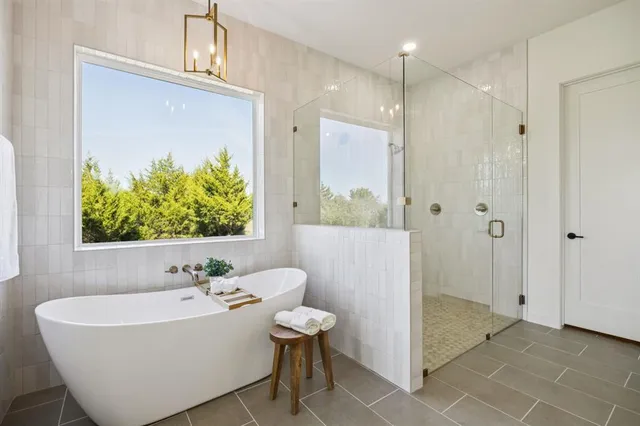 $920,500 | 3035 Stonebriar Drive, Waxahachie, TX 75165