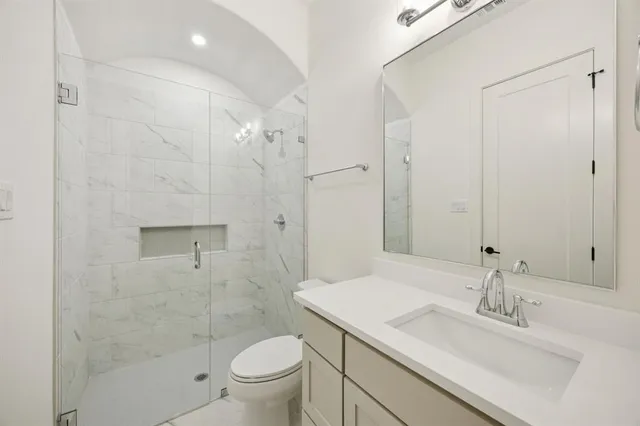 $920,500 | 3035 Stonebriar Drive, Waxahachie, TX 75165