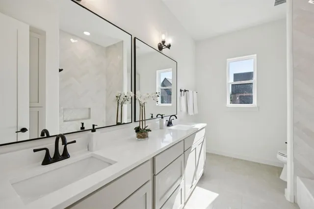 $920,500 | 3035 Stonebriar Drive, Waxahachie, TX 75165