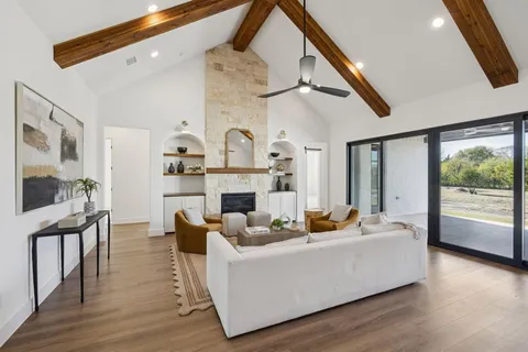 $920,500 | 3035 Stonebriar Drive, Waxahachie, TX 75165