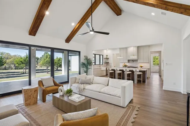 $920,500 | 3035 Stonebriar Drive, Waxahachie, TX 75165