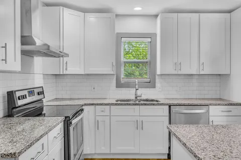 $685,000 | 2028 Jones Circle, Nashville, TN 37207