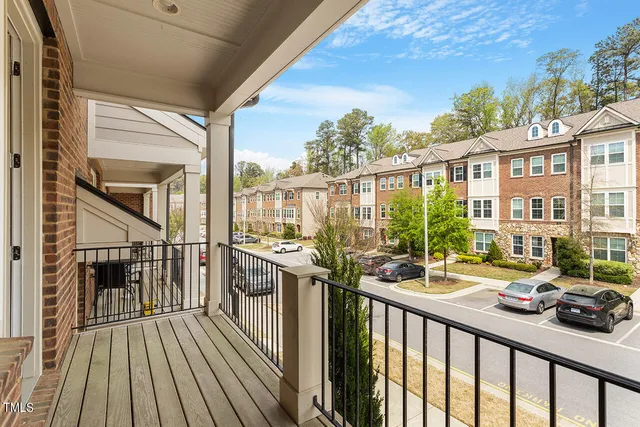 $624,500 | 836 Bankston Woods Way, Raleigh, NC 27609