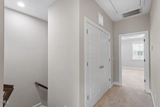 $624,500 | 836 Bankston Woods Way, Raleigh, NC 27609