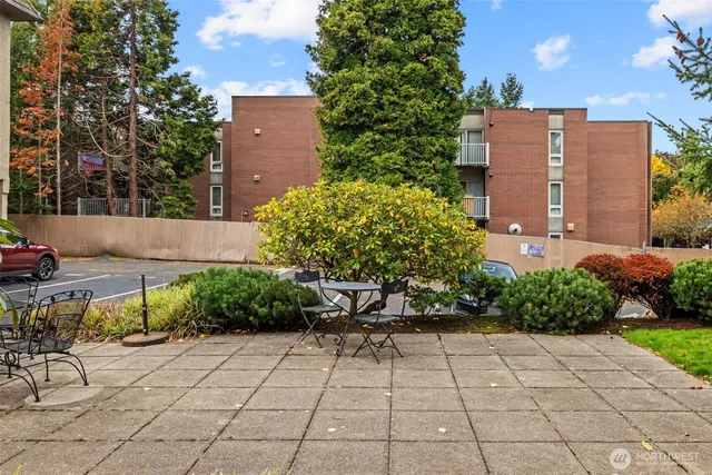 $309,950 | 750 North 143rd Street, Unit 314, Seattle, WA 98133
