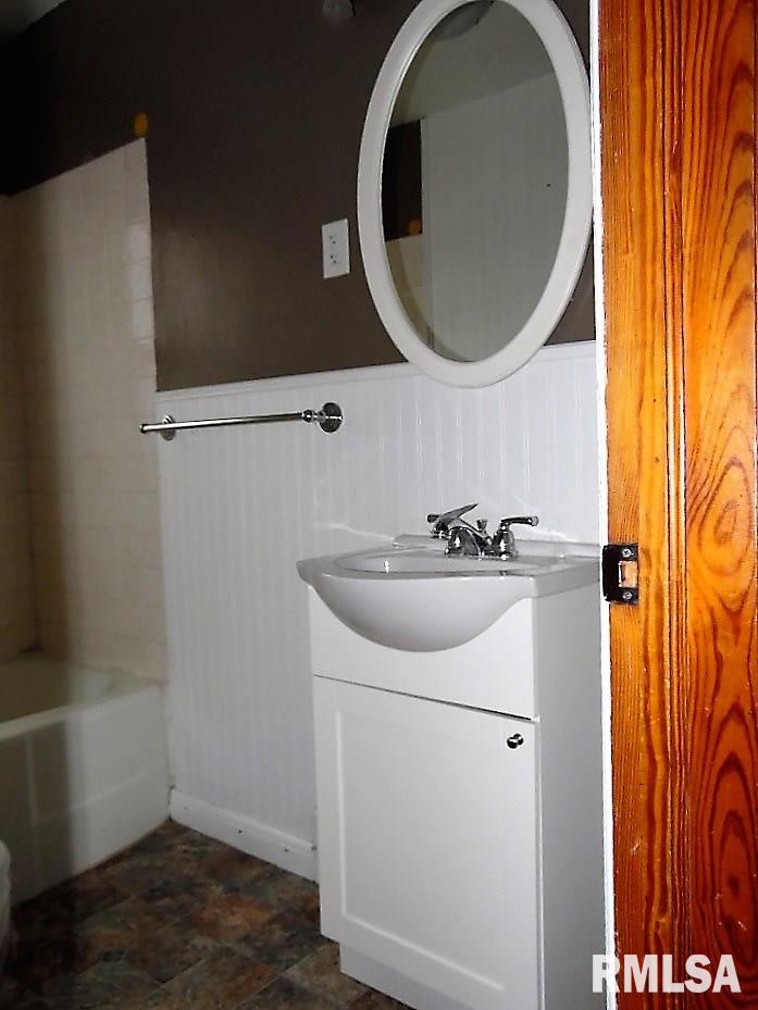 309 Barbara Road Pekin, IL 61554 - Photo 18 of 23 Gallery Image 18