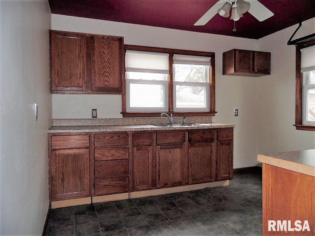 309 Barbara Road Pekin, IL 61554 - Photo 10 of 23 Gallery Image 10