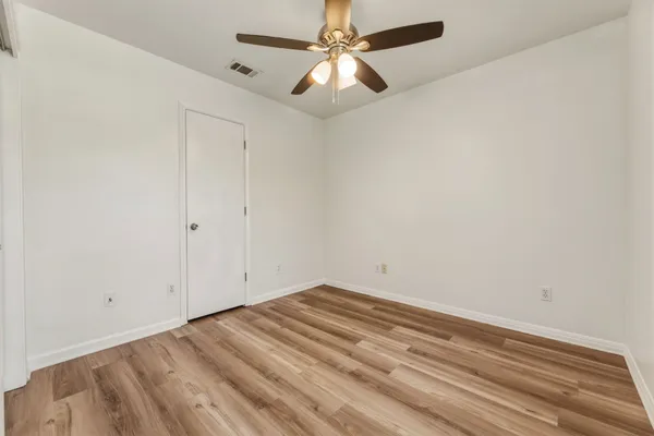 $1,295 | 2908 Whisper Oaks Lane, Unit C, Georgetown, TX 78628