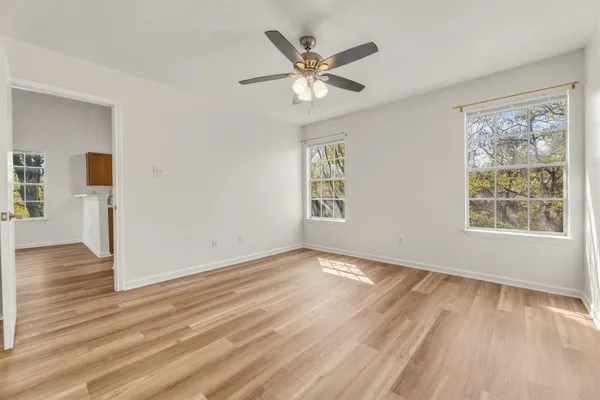 $1,295 | 2908 Whisper Oaks Lane, Unit C, Georgetown, TX 78628