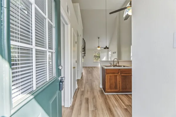 $1,295 | 2908 Whisper Oaks Lane, Unit C, Georgetown, TX 78628