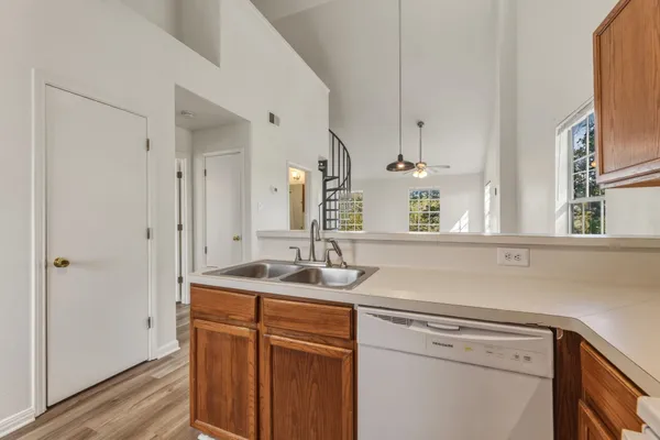 $1,295 | 2908 Whisper Oaks Lane, Unit C, Georgetown, TX 78628