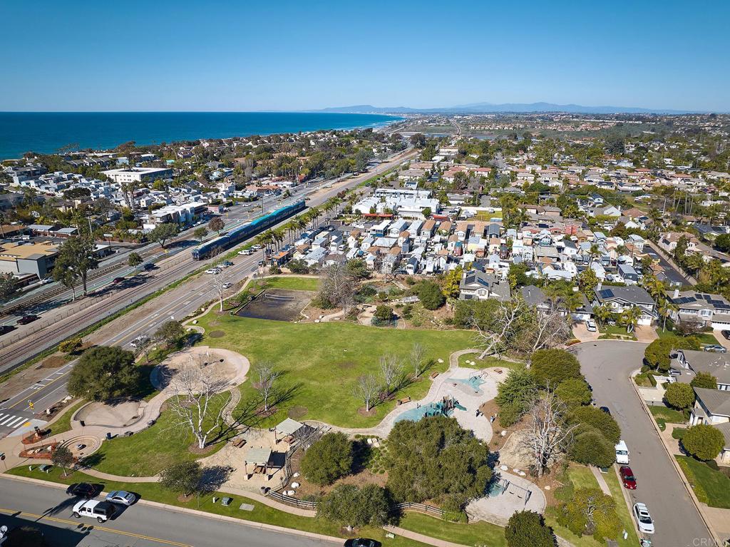 293 Star Jasmine Lane Encinitas, CA 92024 - Photo 35 of 37 an aerial view of a city