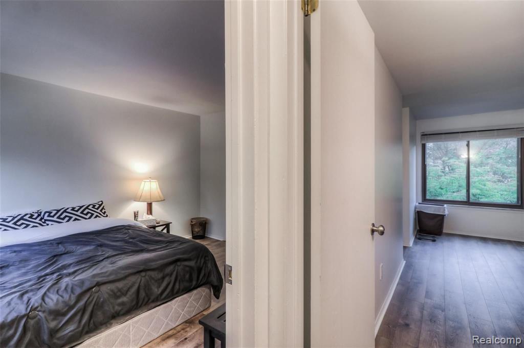 359 Willow Grove Lane Rochester Hills, MI 48307 - Photo 21 of 33