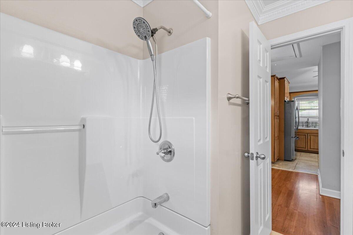 3737 Rouge Way Louisville, KY 40218 - Photo 24 of 46 23-696A2839