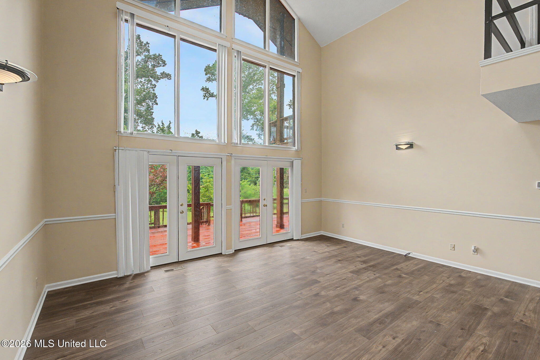 448 Oakley Road Senatobia, MS 38668 - Photo 11 of 61 Living room!