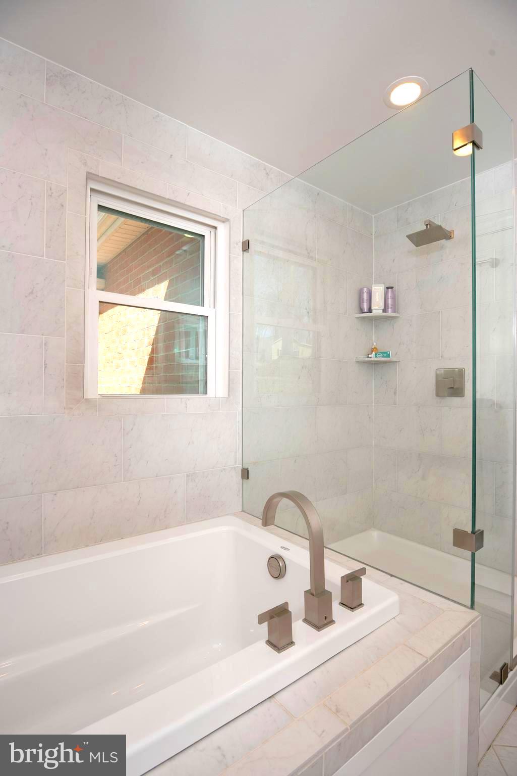8276 Broad Neck Road Chestertown, MD 21620 - Photo 39 of 82 Owner's bath