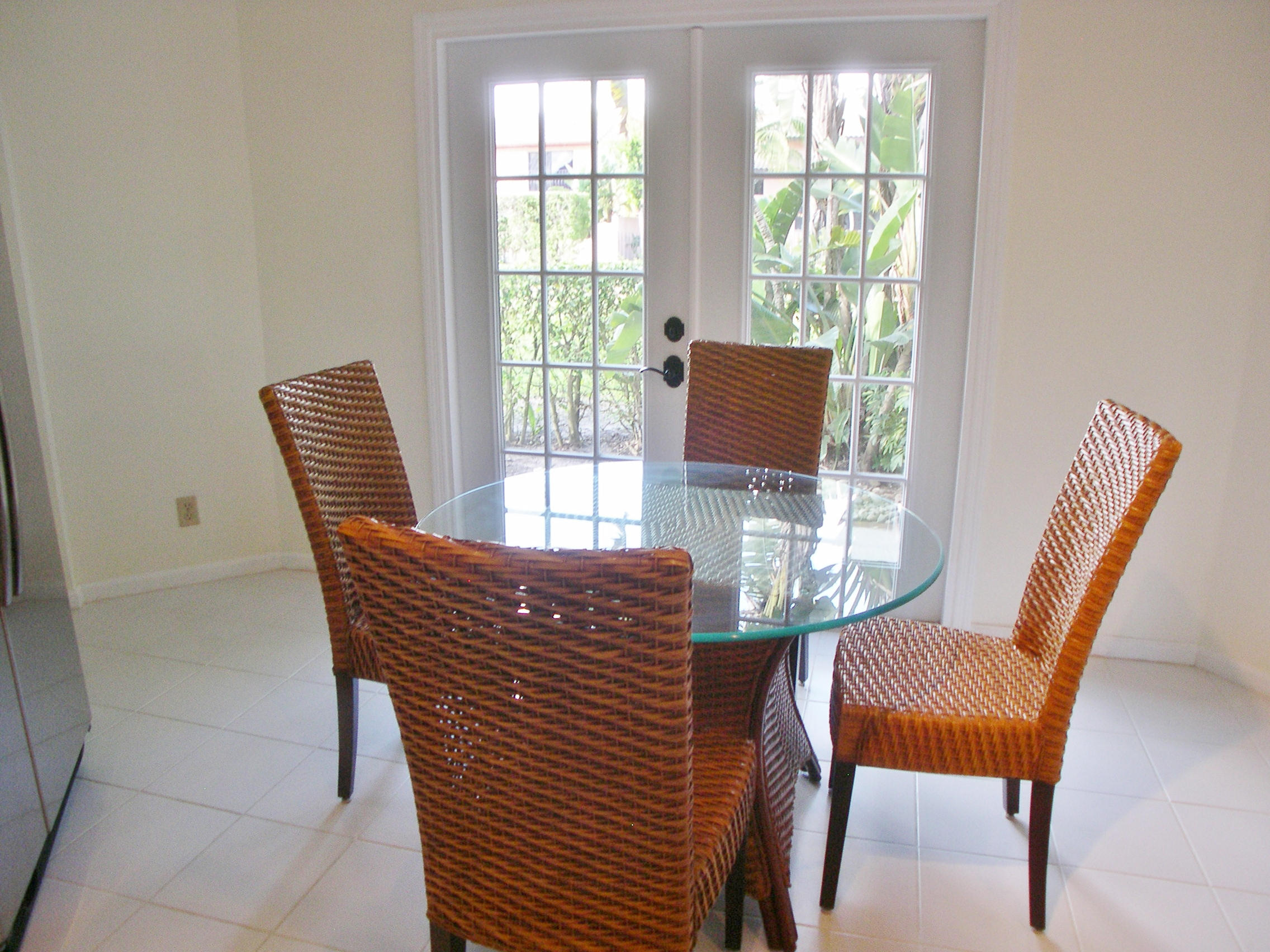 23113 Via Stel Boca Raton, FL 33433 - Photo 22 of 23 Breakfast Nook.