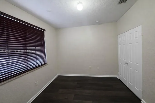 $2,590 | 21219 Northwest 14th Place, Unit 825, Miami Gardens, FL 33169
