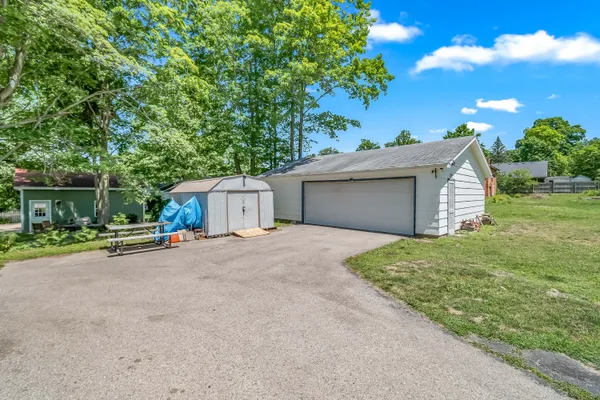 $259,900 | 207 Maumee Street, Jonesville, MI 49250