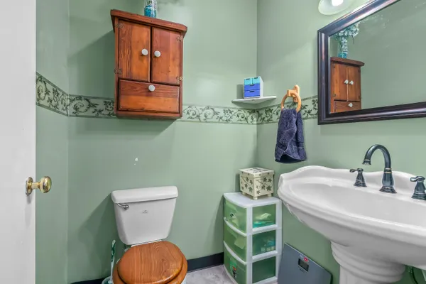 $259,900 | 207 Maumee Street, Jonesville, MI 49250