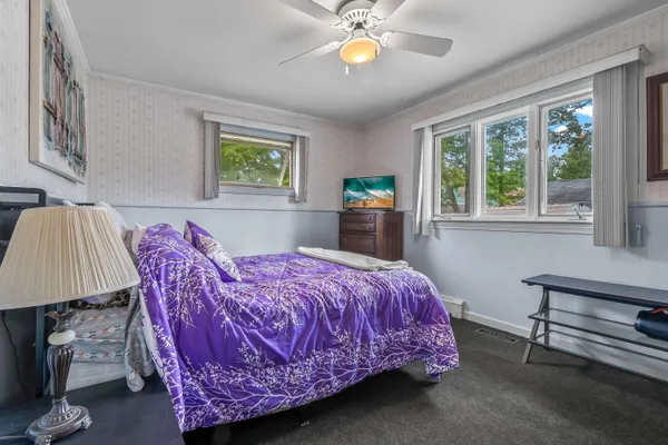 $259,900 | 207 Maumee Street, Jonesville, MI 49250