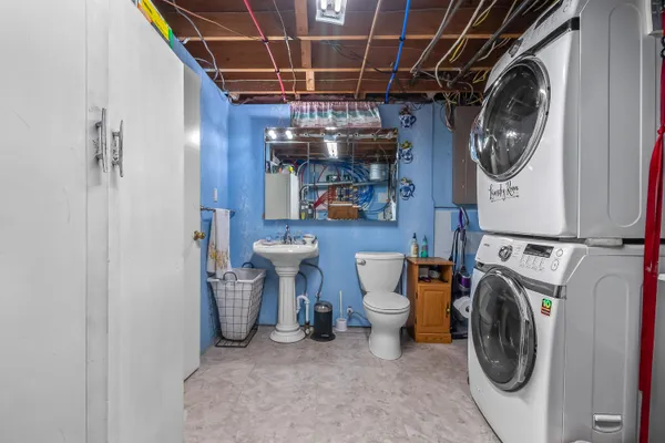 $259,900 | 207 Maumee Street, Jonesville, MI 49250