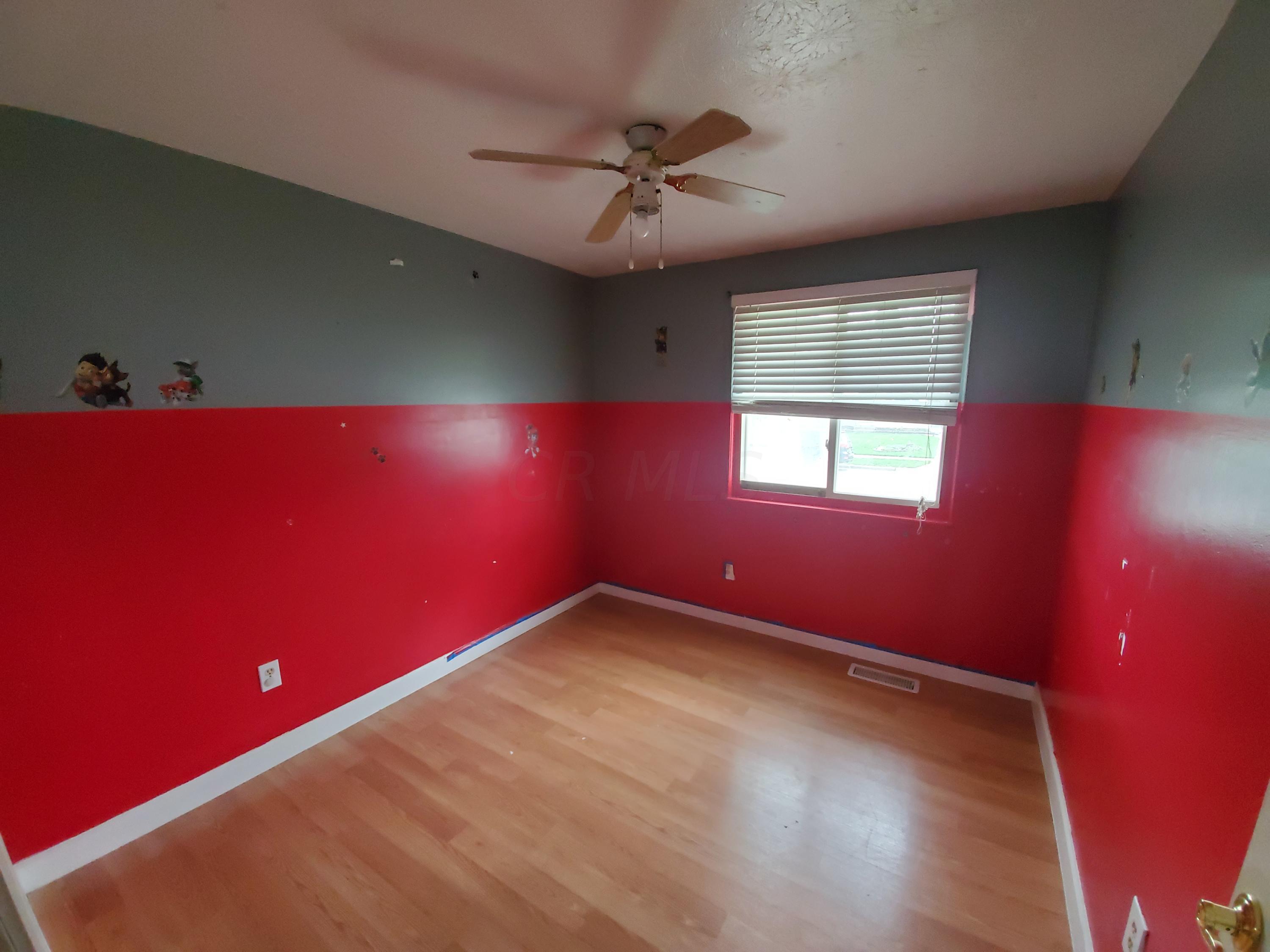 2084 Tupsfield Road Columbus, OH 43229 - Photo 4 of 7 Gallery Image 4