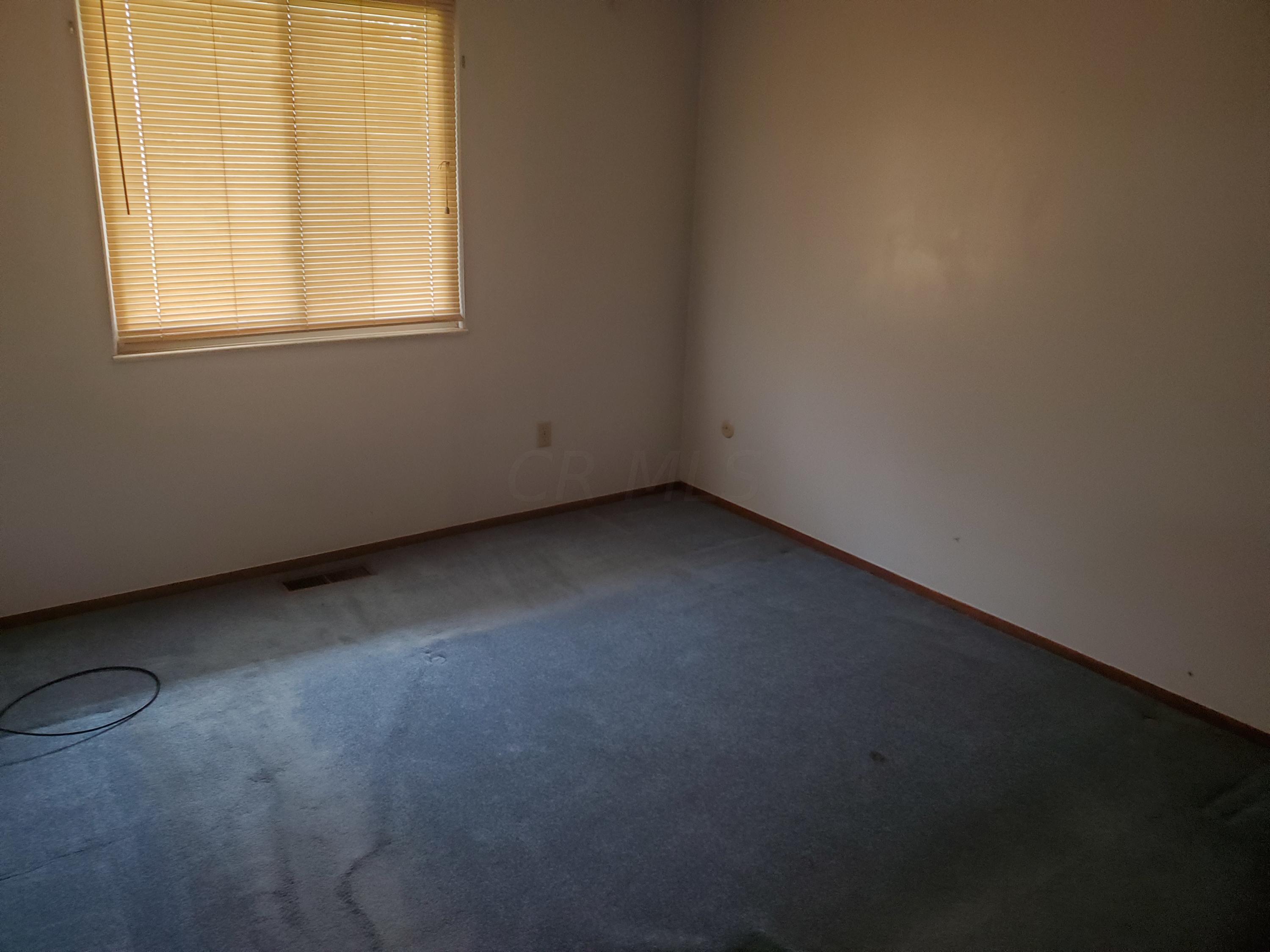 2084 Tupsfield Road Columbus, OH 43229 - Photo 7 of 7 Gallery Image 7