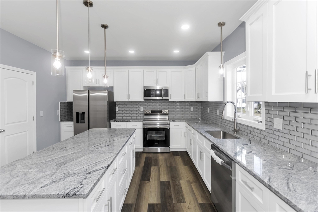 1220 Bay Street Springfield, MA 01109 - Photo 6 of 38