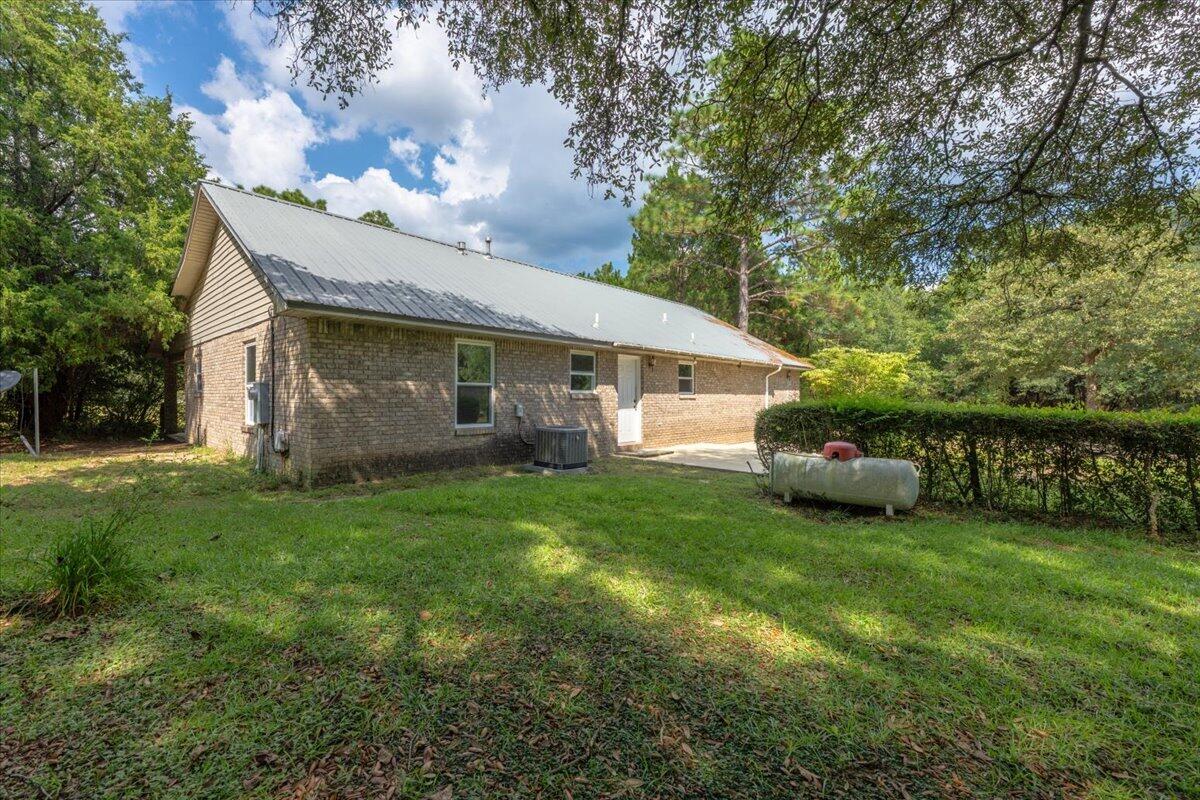 4568 Yellow Bluff Road Crestview, FL 32539 - Photo 49 of 63 Rear of home
