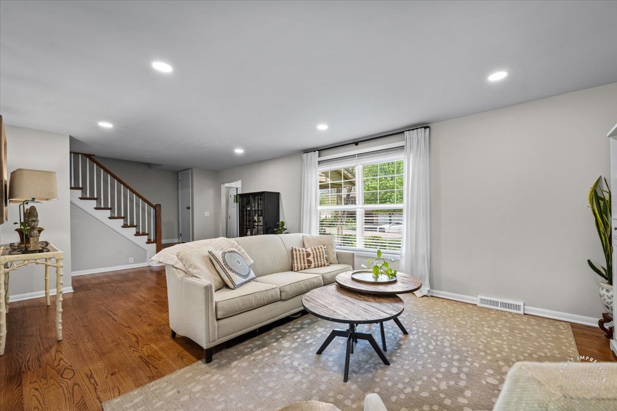 1508 Dunstan Road Geneva, IL 60134 - Photo 6 of 30 a living room with furniture and a window