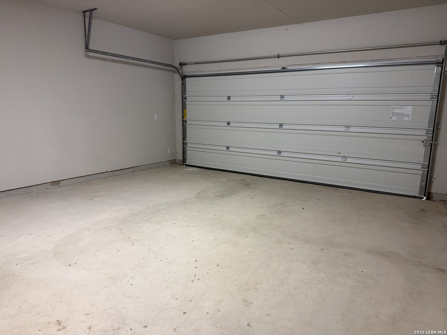 6814 Shiraz Way Converse, TX 78109 - Photo 16 of 16 a view of an empty room