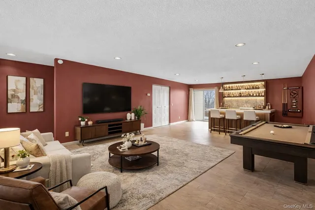 $469,000 | 8 Cumberland Court, Peekskill, NY 10566