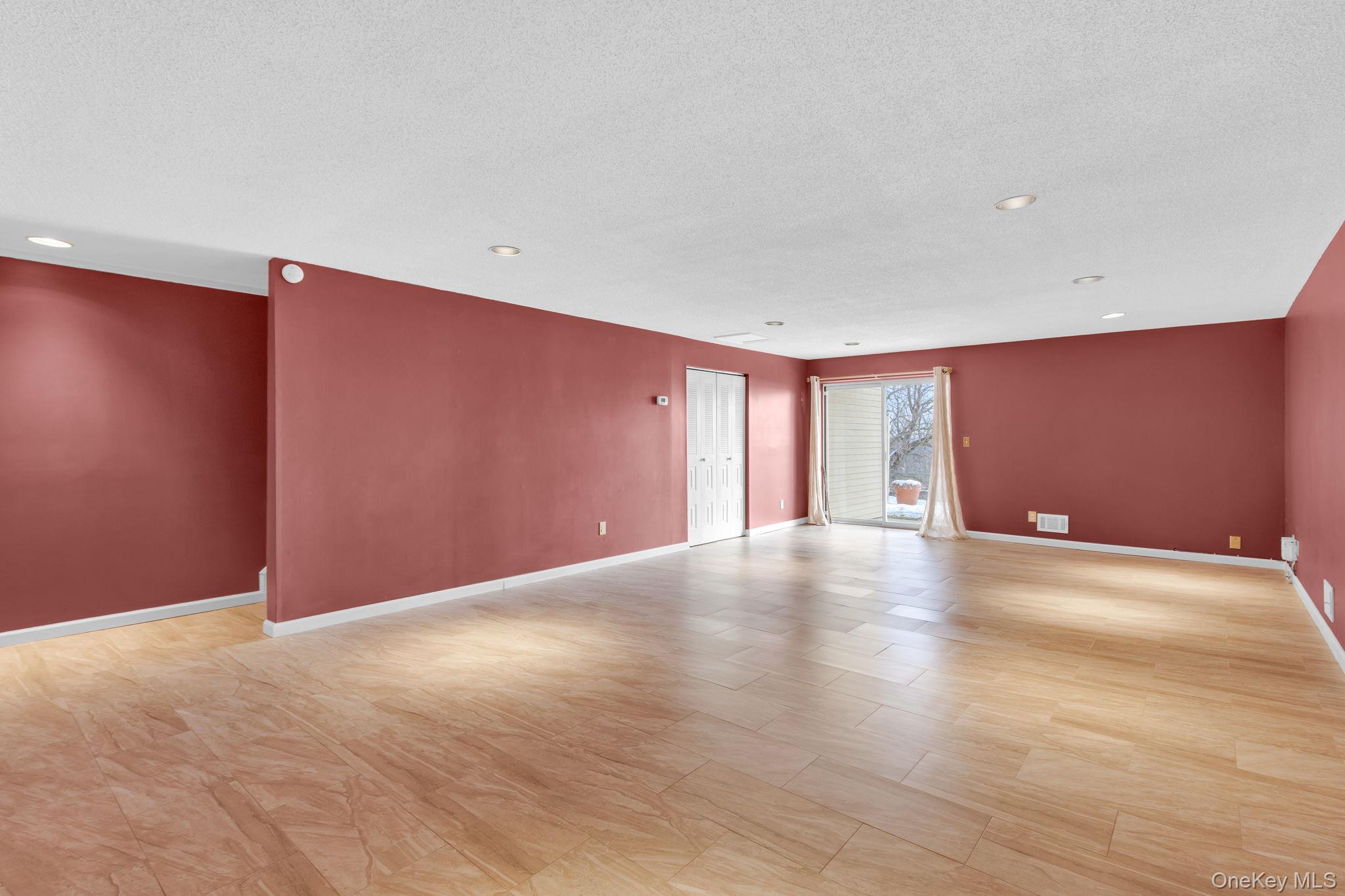 8 Cumberland Court Peekskill, NY 10566 - Photo 33 of 45