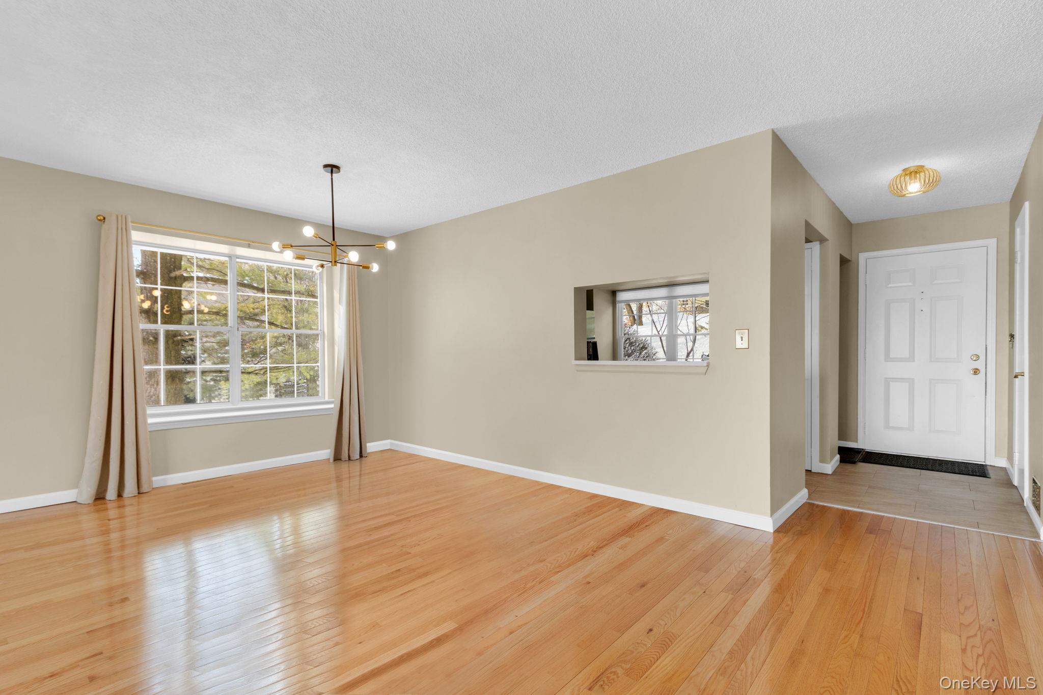 8 Cumberland Court Peekskill, NY 10566 - Photo 10 of 45