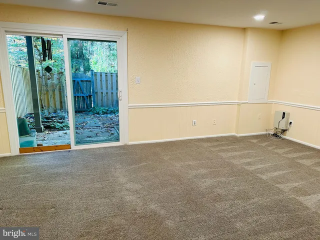 $2,500 | 10028 Maple Leaf Drive, Gaithersburg, MD 20886