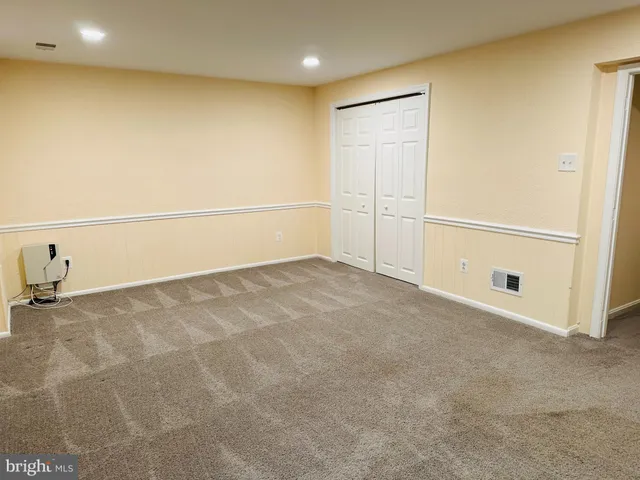 $2,500 | 10028 Maple Leaf Drive, Gaithersburg, MD 20886