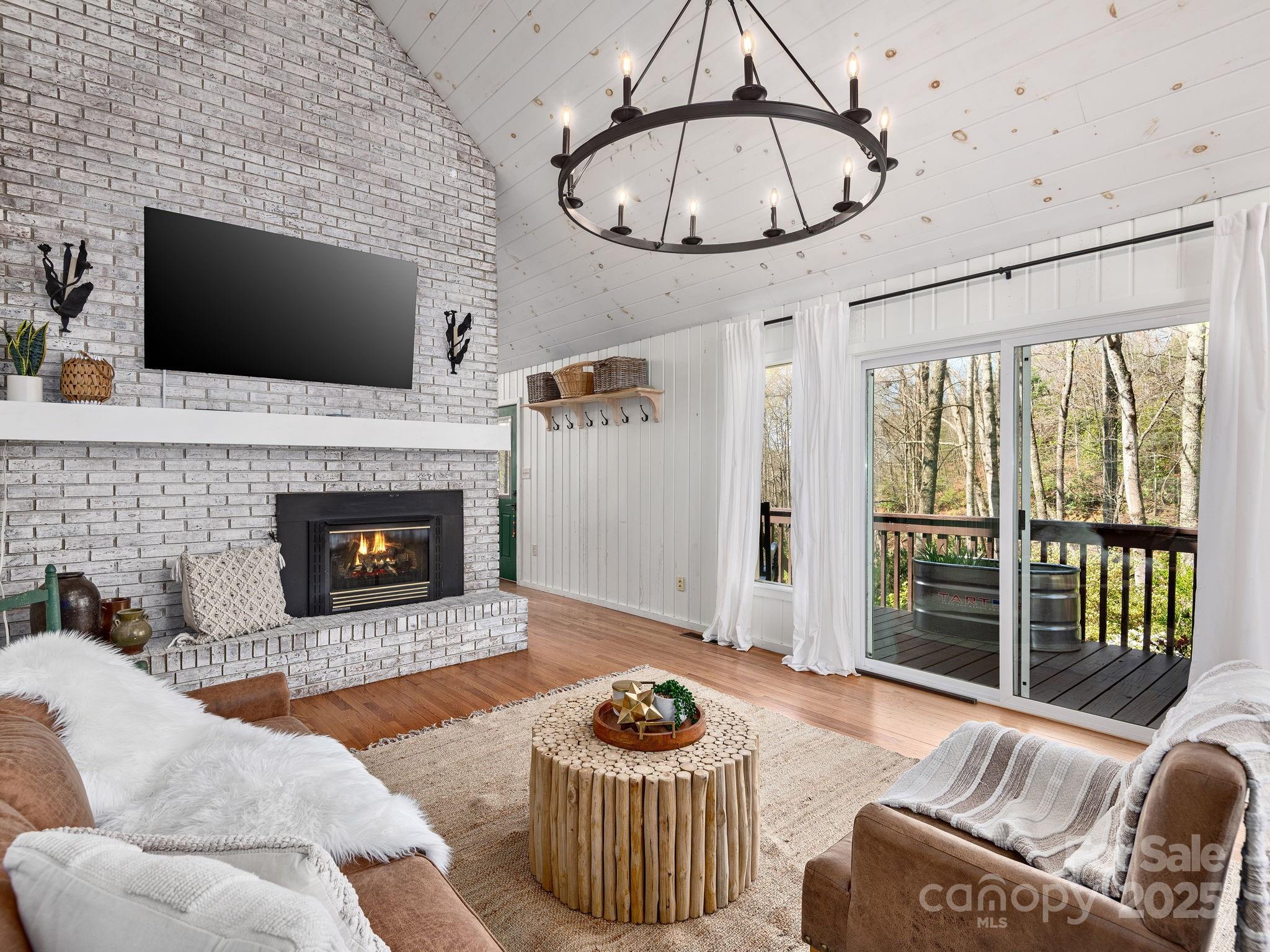 1469 Old Fort Road Fairview, NC 28730 - Photo 7 of 26 Gallery Image 7