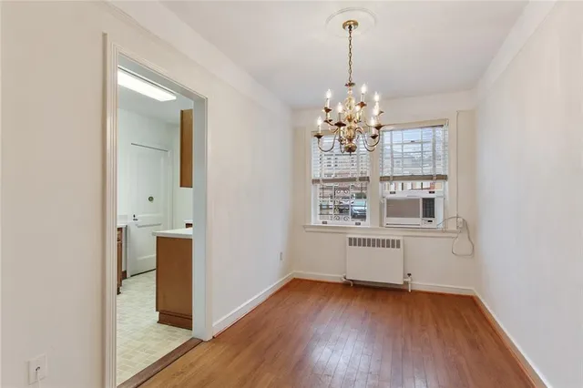 $1,800 | 5406 St Charles Avenue, Unit B, New Orleans, LA 70115