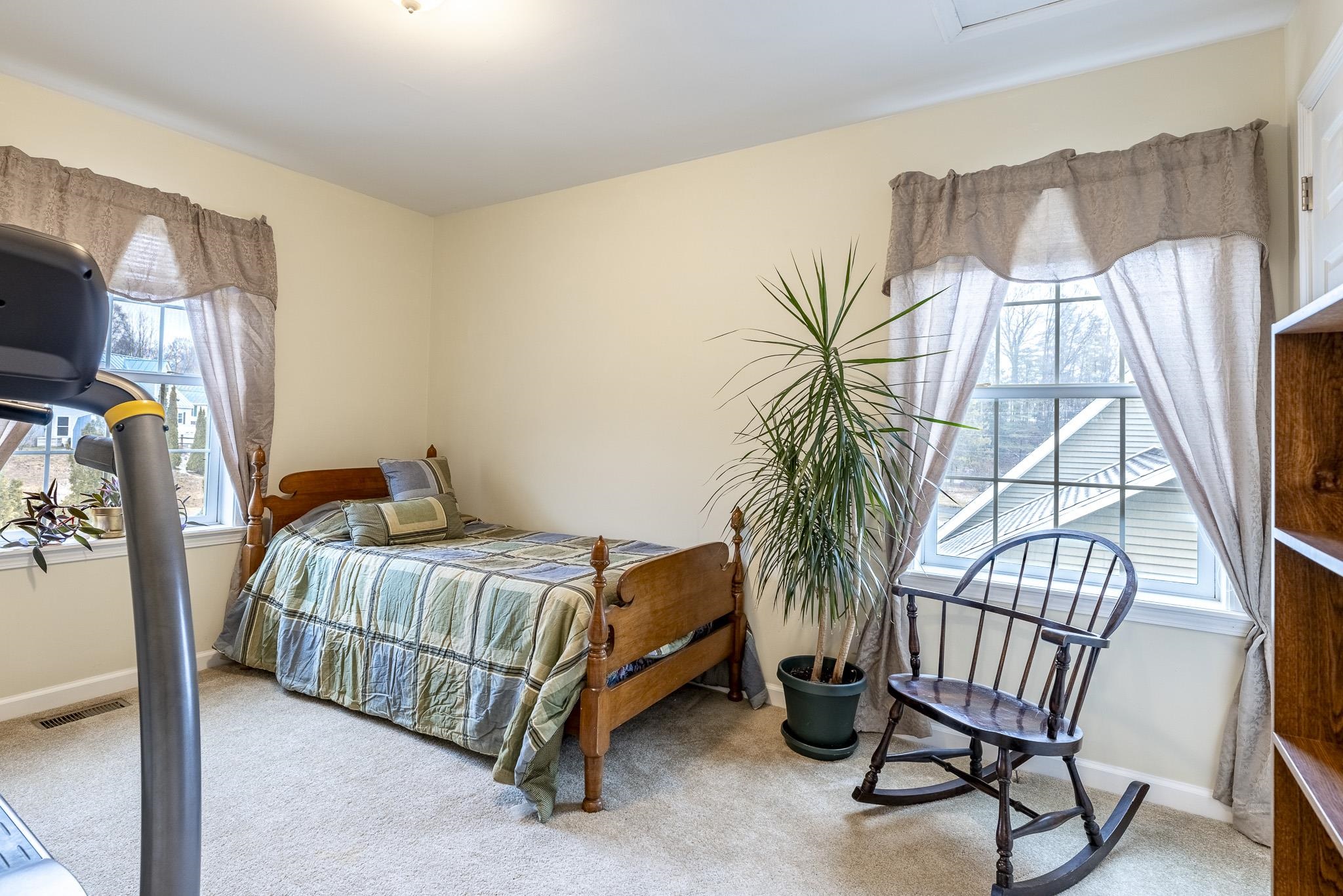 252 Butternut Road Hartford, VT 05001 - Photo 23 of 28 Gallery Image 23