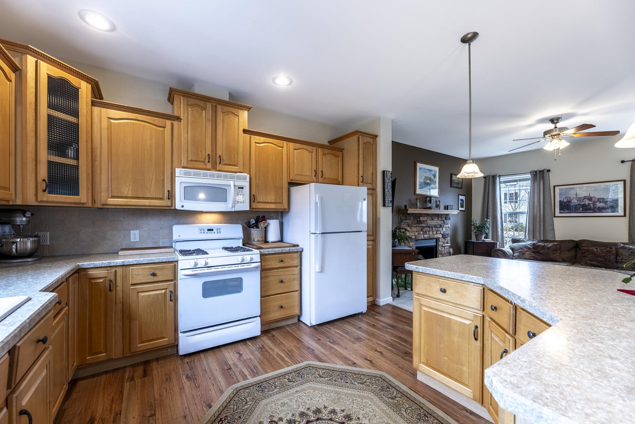 252 Butternut Road Hartford, VT 05001 - Photo 5 of 28 Gallery Image 5