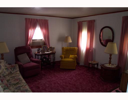 455 McClellandtown Road Uniontown, PA 15401 - Photo 6 of 9 Living Room.