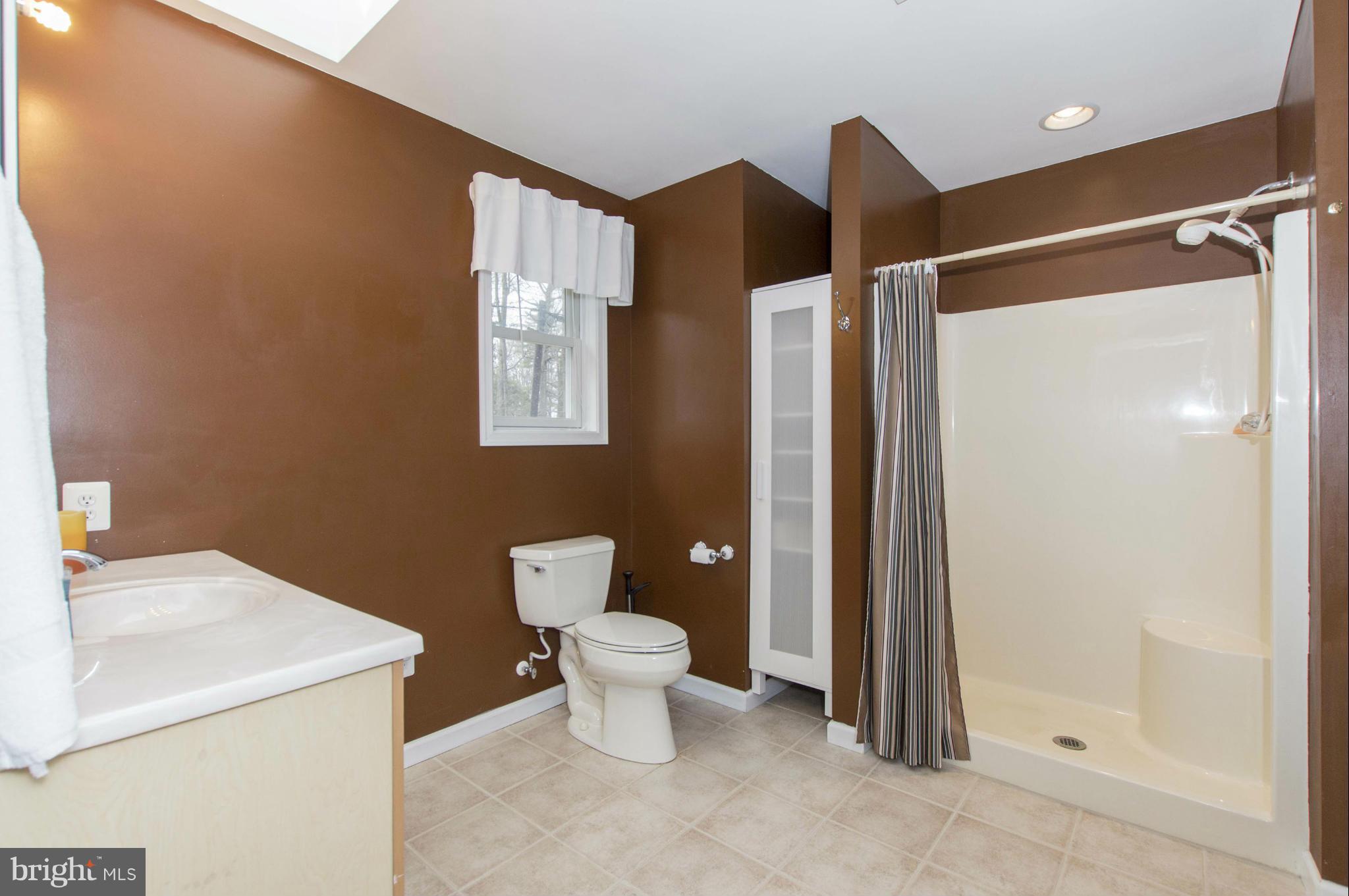 1 Locust Road Aberdeen, MD 21001 - Photo 15 of 30 2nd Master Bath